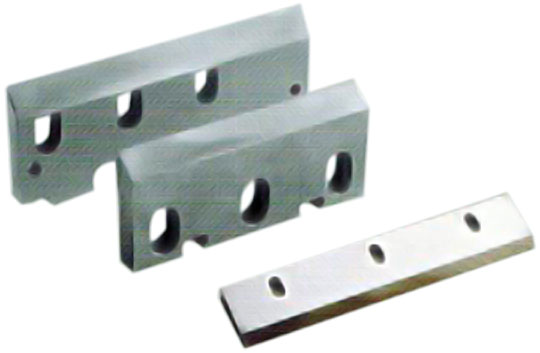 Plastic crushing knife