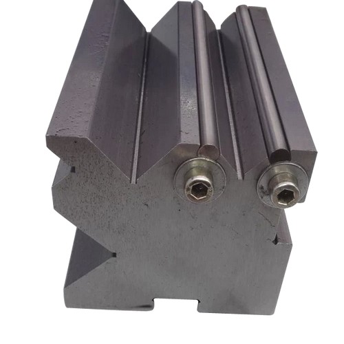 Multi V die and die holder with rolling